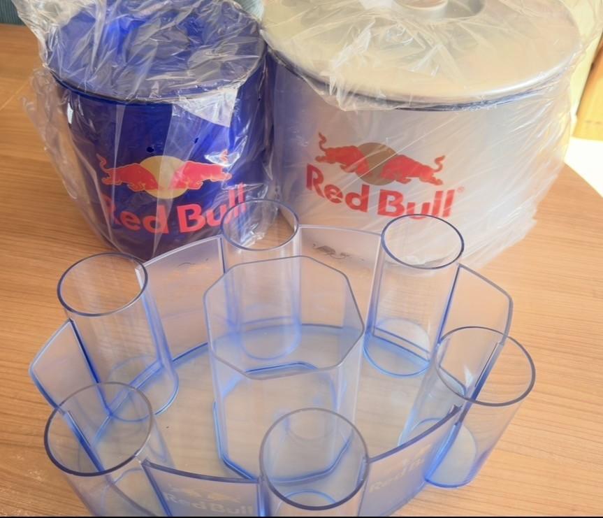 Red bull The Boat Blue / 2 x Ice Bucket zeldzaam en nieuw, Ophalen, Nieuw, Feestartikel