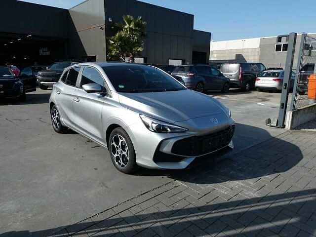 MG MG3 Hybride + 1.5 i HEV 194pk Automaat Luxury 360, Automaat, Parkeersensor, Bedrijf, Zilver of Grijs