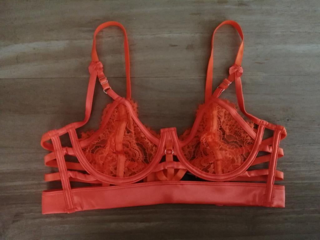Oranje BH van Hunkemöller 80B, Hunkemöller, Ophalen of Verzenden, Oranje, BH