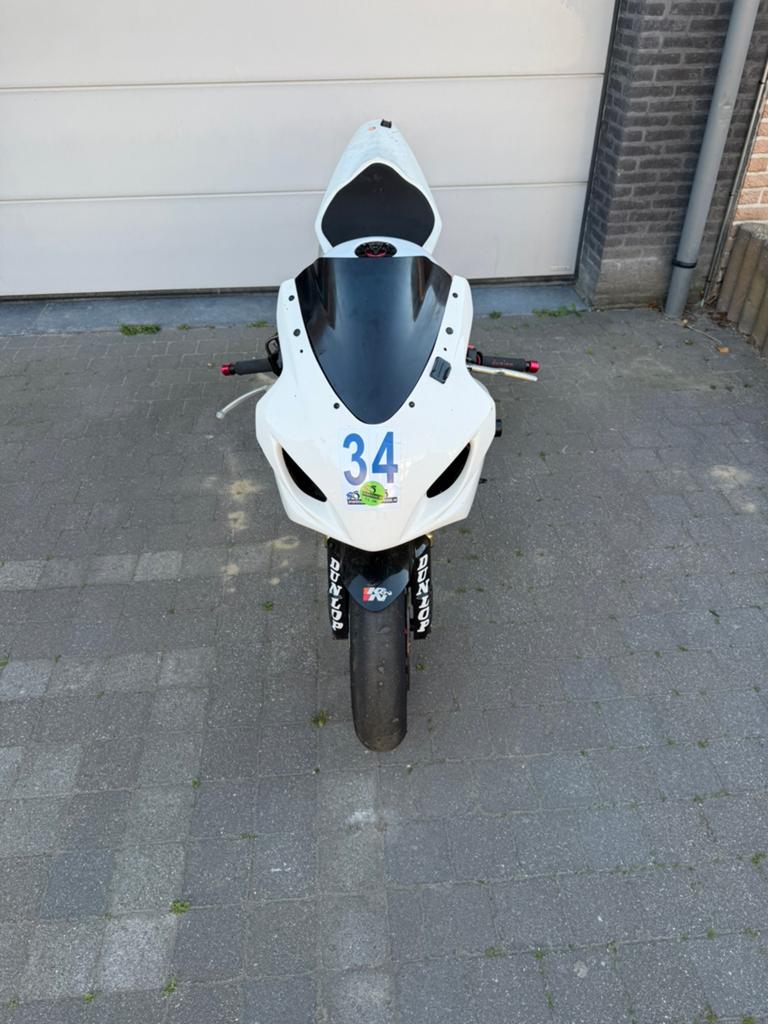 Suzuki gsxr600 K4, Motos, Occasion, 4 cylindres, Manuelle, Permis Moto A