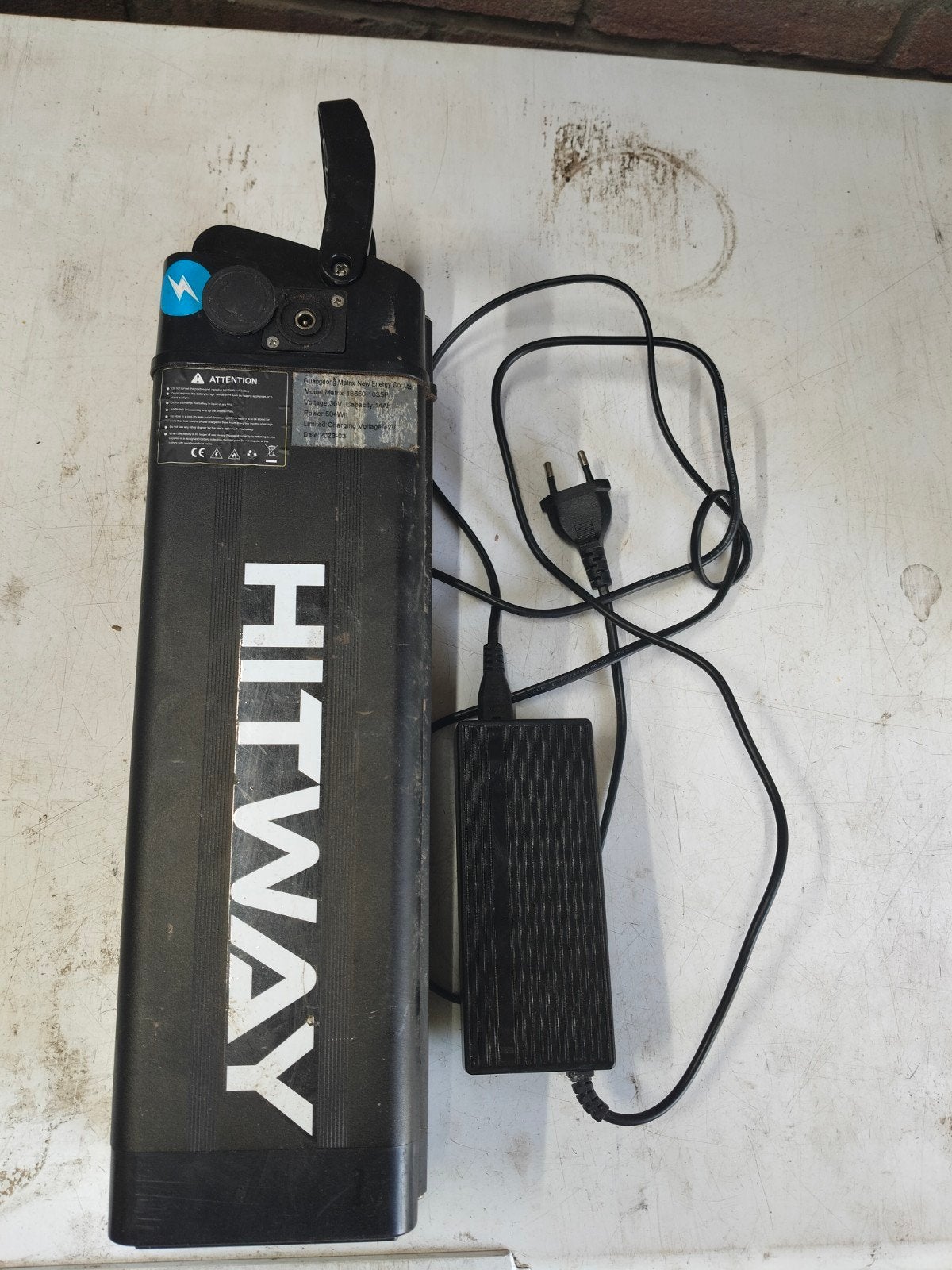 Hitway 36v accu / batterij met oplader colorway bk-3 bk5 bk2, Ophalen of Verzenden