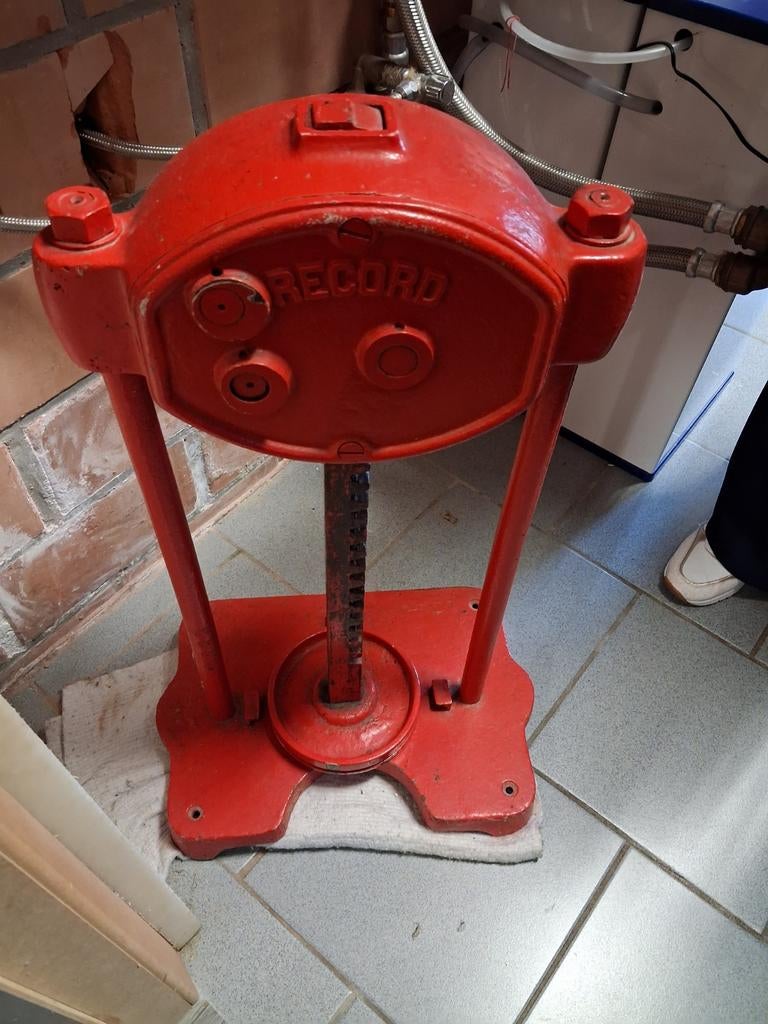 Bourreuse manuelle et hachoir électrique, Articles professionnels, Enlèvement