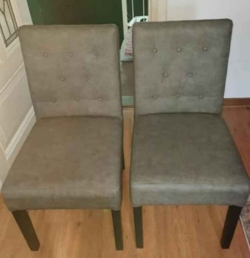 Un bel ensemble de deux chaises de salle à manger à vendre, Maison & Meubles, Autres couleurs, Comme neuf, Deux, Enlèvement