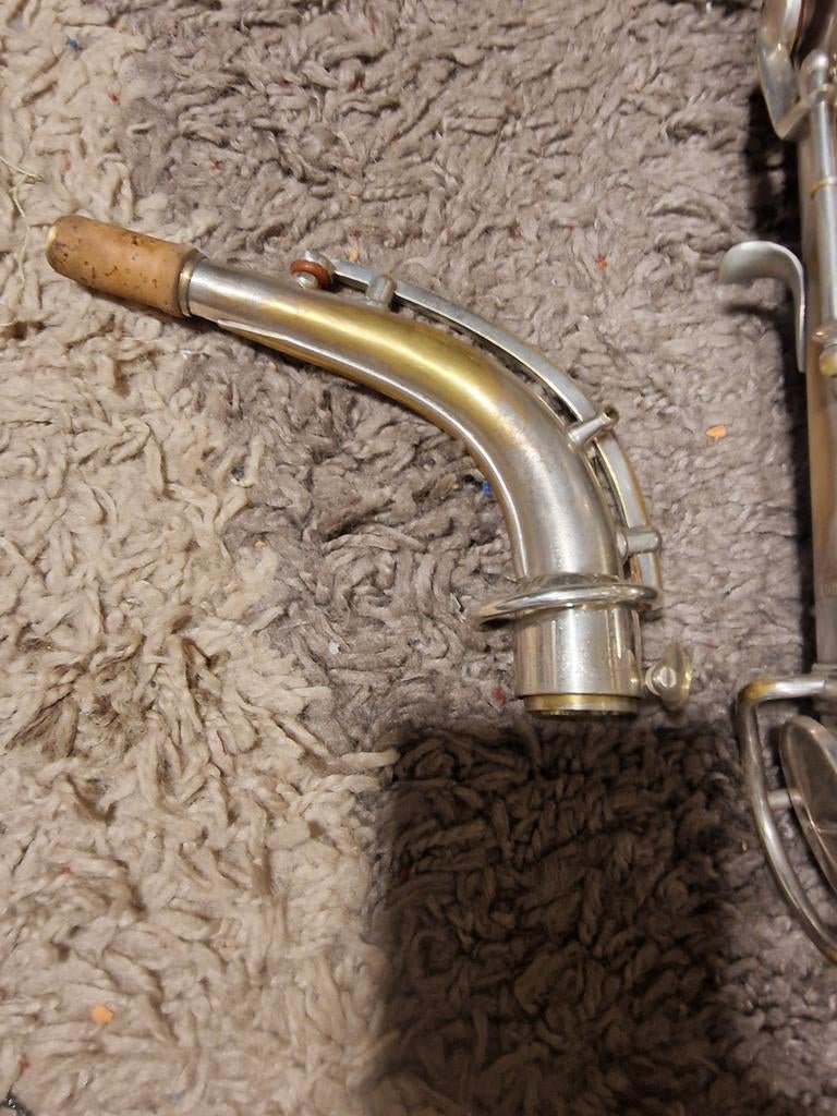 Saxophone  King Zéphyr, Musique & Instruments, Instruments à vent | Saxophones, Enlèvement, Alto