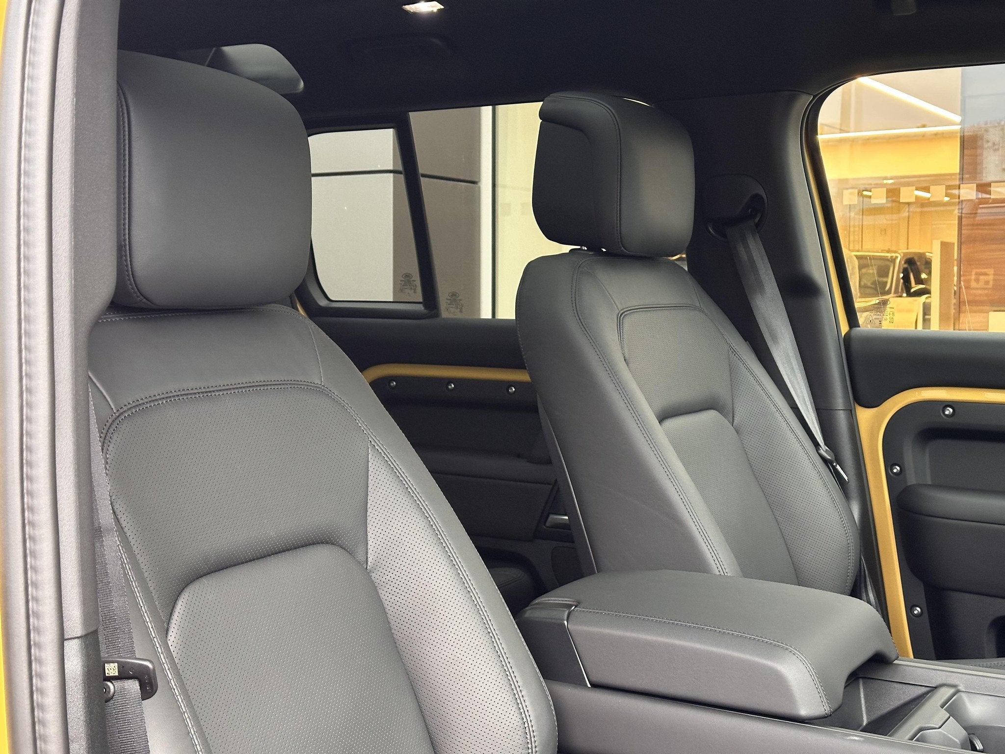 Land Rover Defender 110 D350 Trophy Edition - Deep Sandglow, Autos, Achat, Jaune, 257 kW, 5 portes