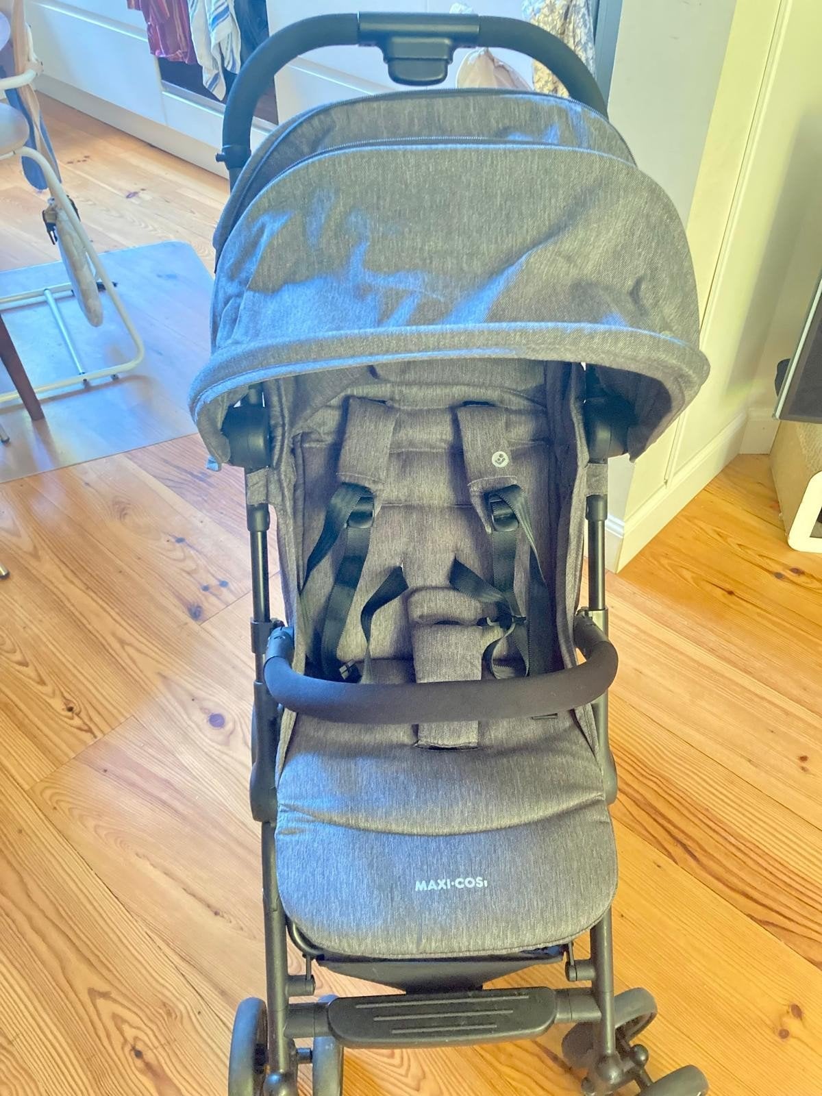 Poussette canne Maxi Cosy Lara2 gris chiné, Enfants & Bébés, Buggys