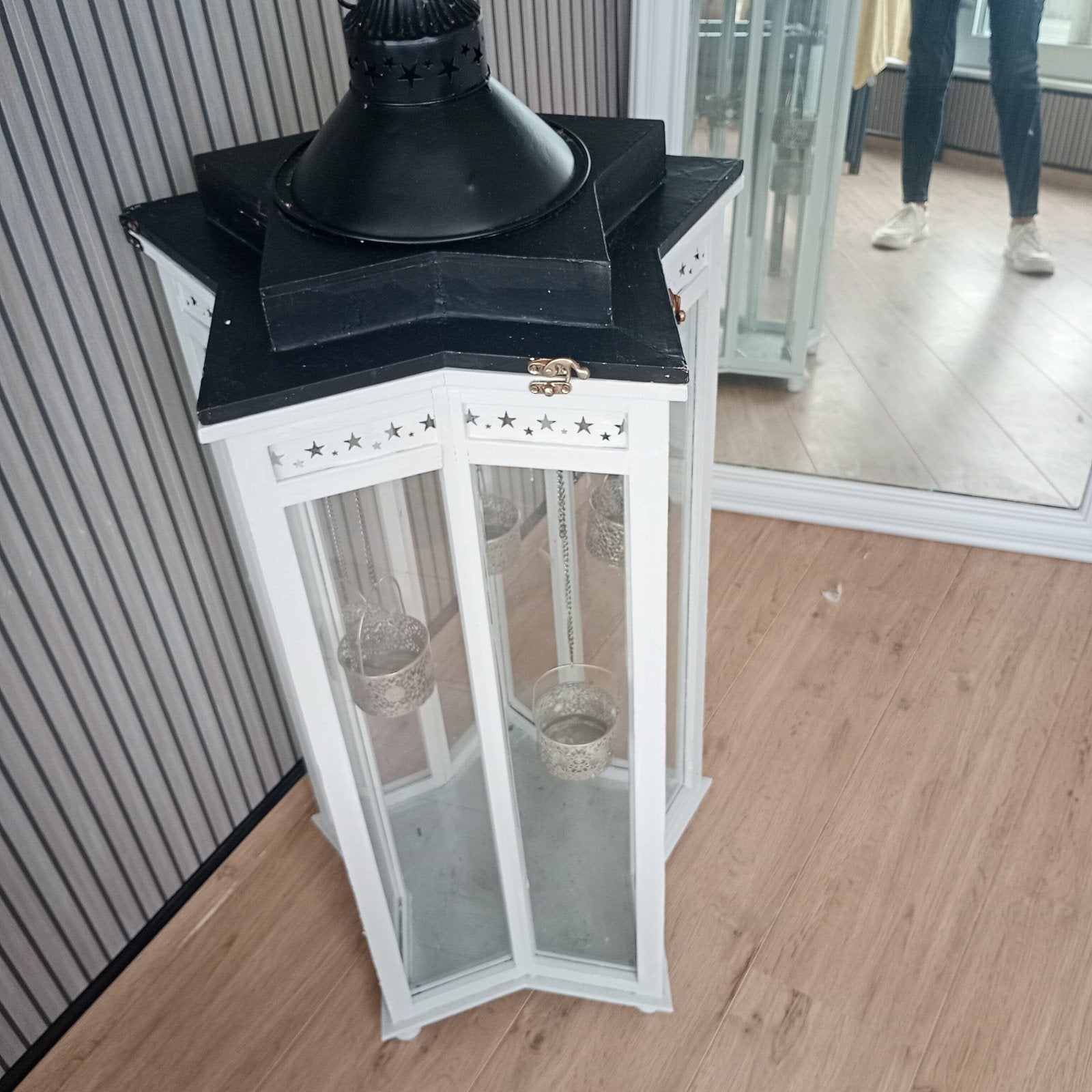 grote geverfde kaarsenhouder H1m05, omvang 1m38, Enlèvement