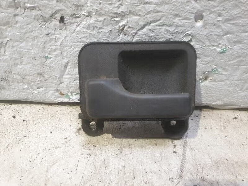 PORTIERGREEP BINNEN LINKS VOOR Opel Vectra A (86 / 87), Bahnhofsplatz 65423 Rüsselsheim am Main, DE, Gebruikt, Deur, Opel