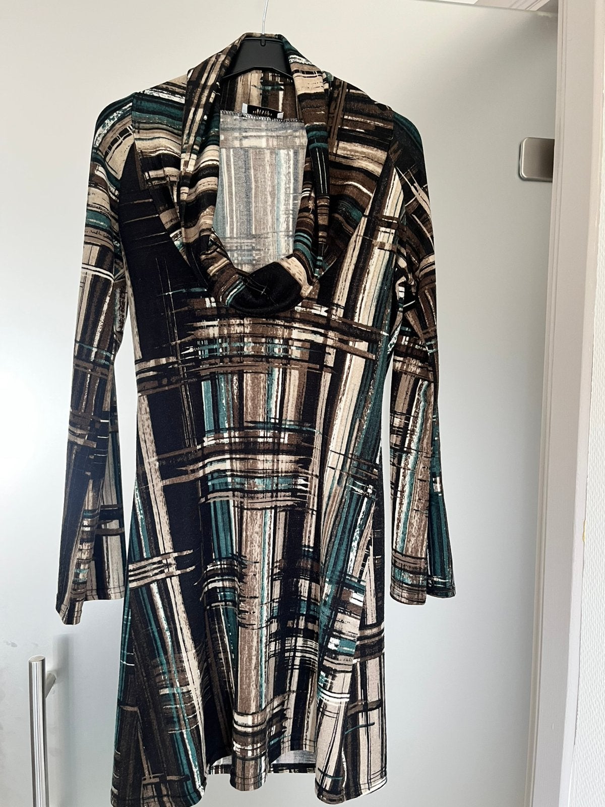 Vêtements de marque pour femmes, Enlèvement, Comme neuf, Taille 38/40 (M)