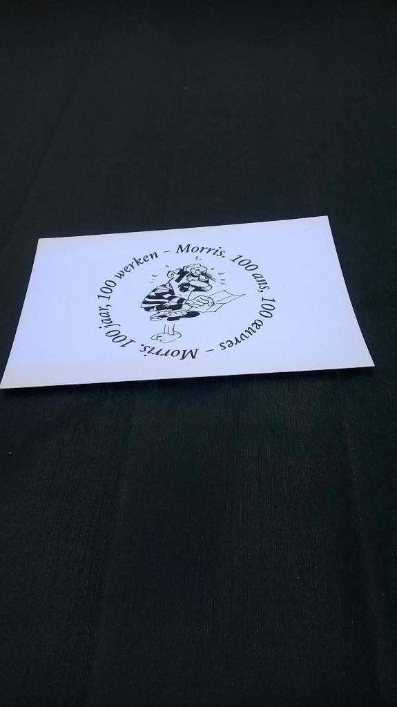 Postkaart 100 jaar, 100 jaar werken Morris / Lucky Luke, Gelezen, Eén stripboek, Ophalen of Verzenden, Morris