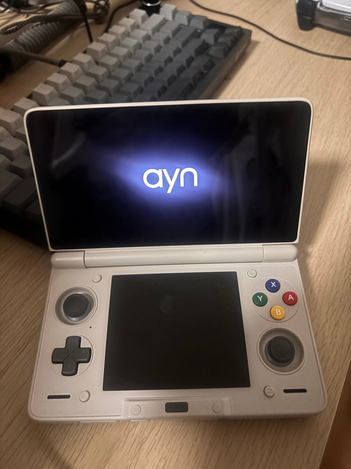 AYN thor 1TB Batch 4, Games en Spelcomputers, Ophalen of Verzenden, Zo goed als nieuw, Zilver, Met games