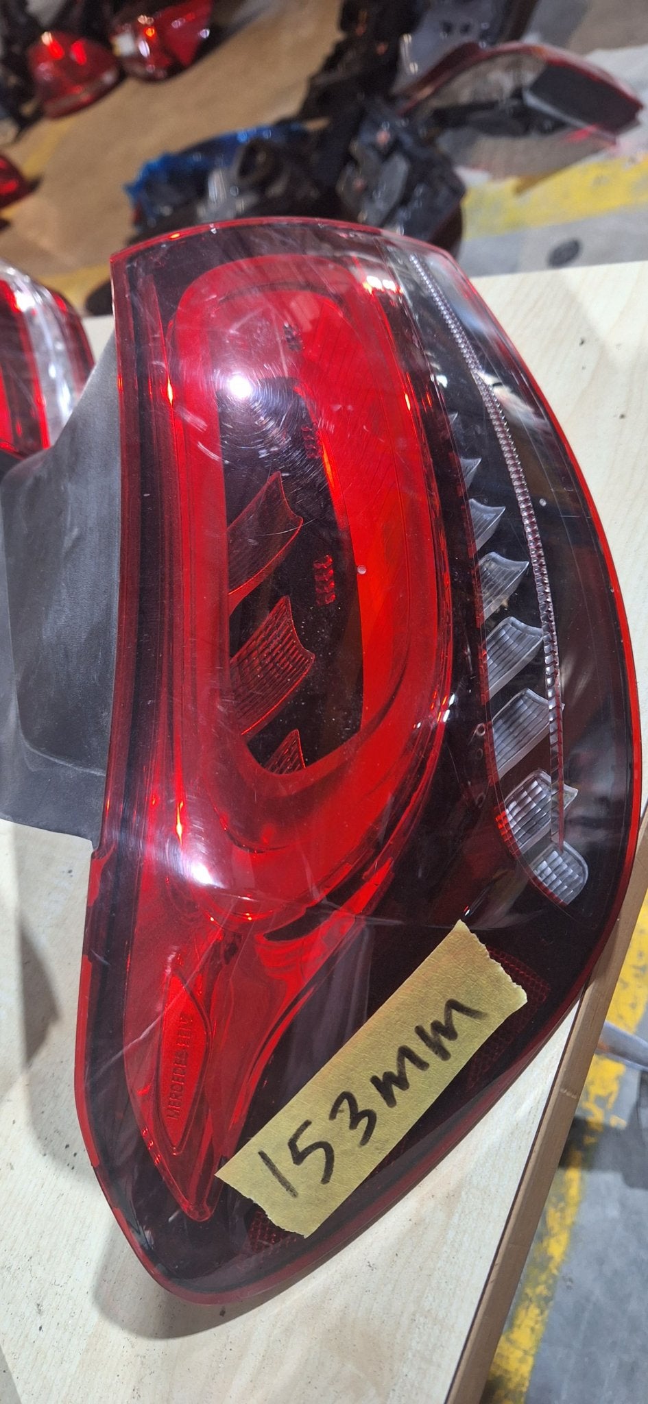 Originele Mercedes GLB H247 LED Achterlicht Links Buiten OEM, Gebruikt, -, -, Ophalen of Verzenden