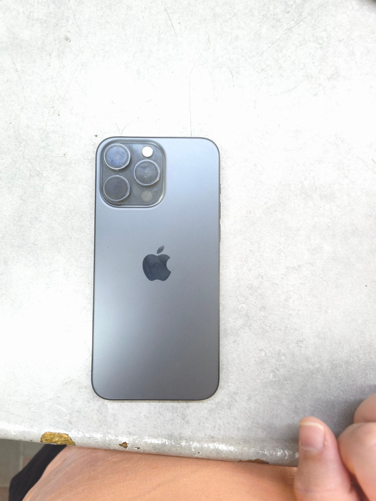 iPhone 15 Promax noir 1 TB très bon état 850 euros, Enlèvement, 1 TB, IPhone X