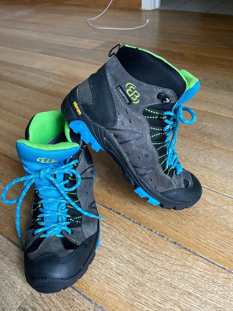 Chaussures d'extérieur/de randonnée - 36, Kinderen en Baby's, Kinderkleding | Schoenen en Sokken, Zo goed als nieuw, Laarzen, Jongen
