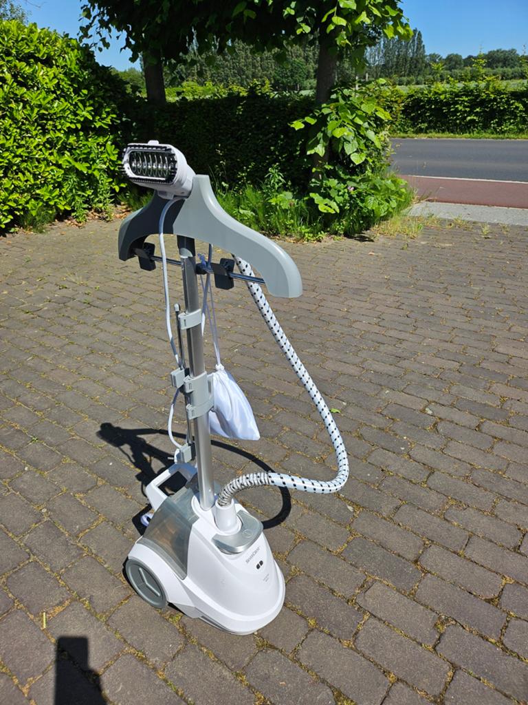 SilverCrest Kledingstomer (1630 Watt) - Handig en snel kreuk, Doe-het-zelf en Bouw, Reinigingsmachines, Ophalen