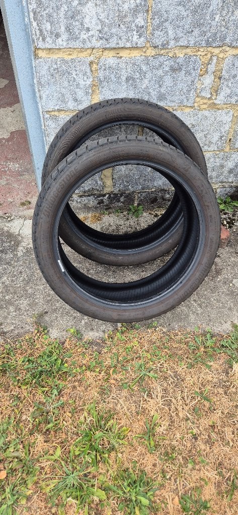 2 Pneus Bridgestone 225 40 19 93W Date 5024, Véhicule de tourisme, Pneus été, Pneu(s), Utilisé