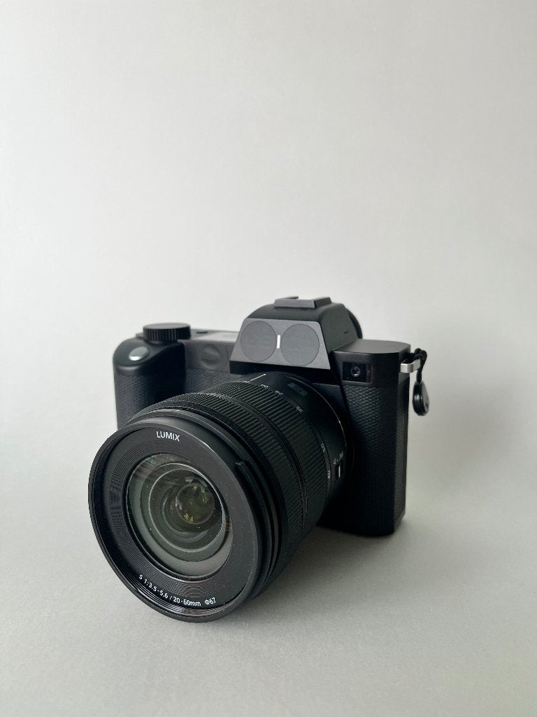 Leica SL2 + Panasonic 20-60mm, Audio, Tv en Foto, Fotocamera's Digitaal, Ophalen, 40 Megapixel, Spiegelreflex, Zo goed als nieuw