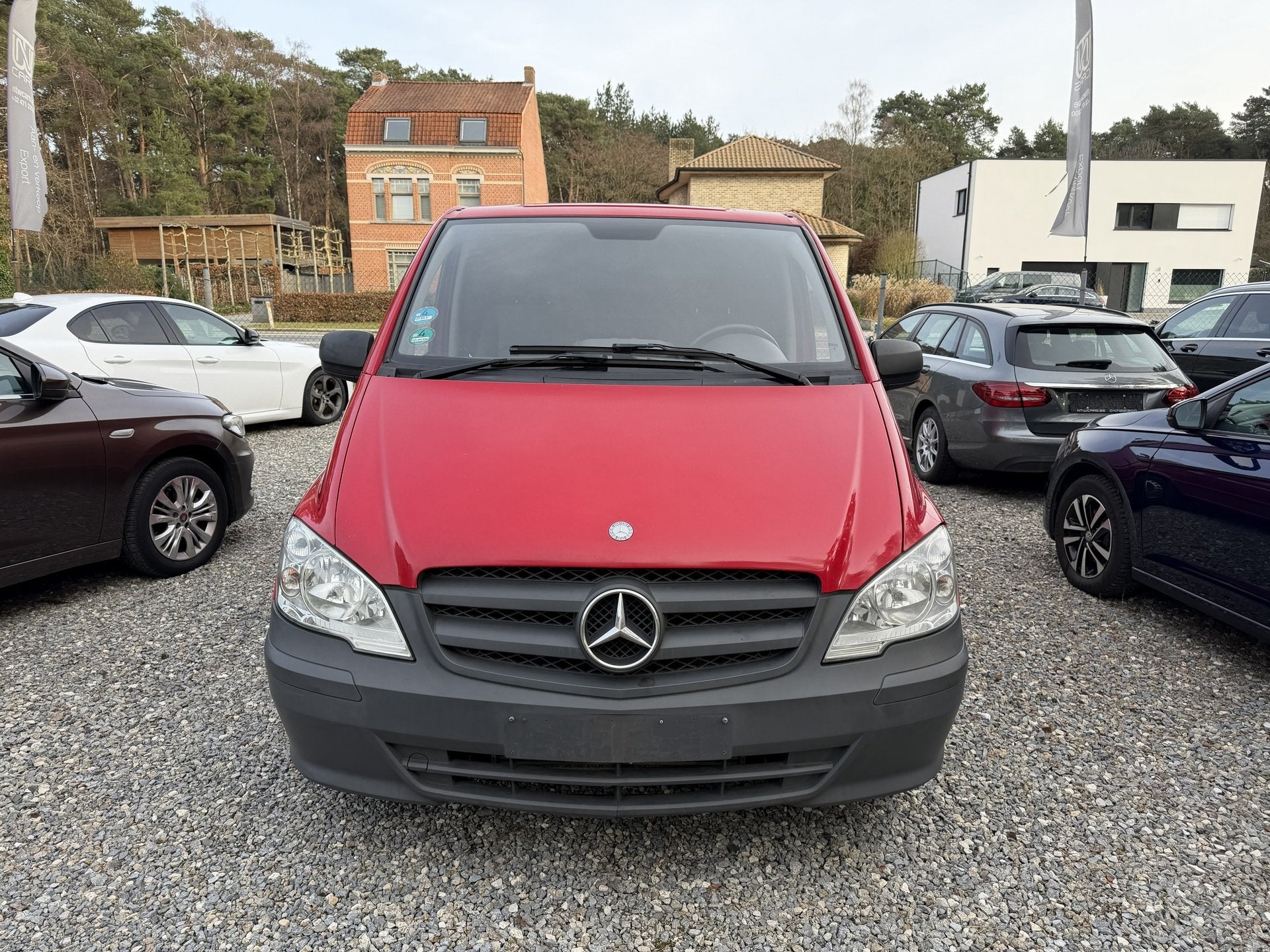 Mercedes-Benz Vito 110 2.2D EURO5 '11 + 12M GARANTIE, Autos, Rouge, Euro 5, Achat, 4 portes