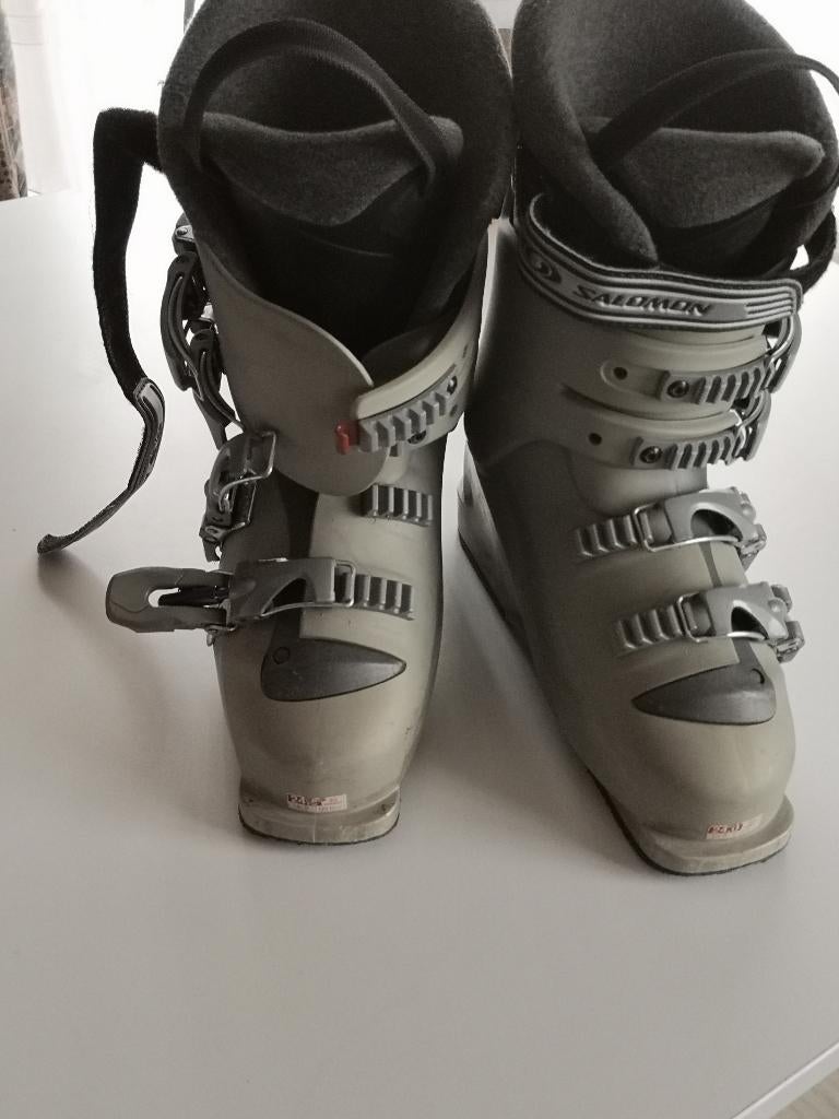 Skiboots Salamon performa grijs maat 38, Sport en Fitness, Skiën en Langlaufen, Ophalen of Verzenden