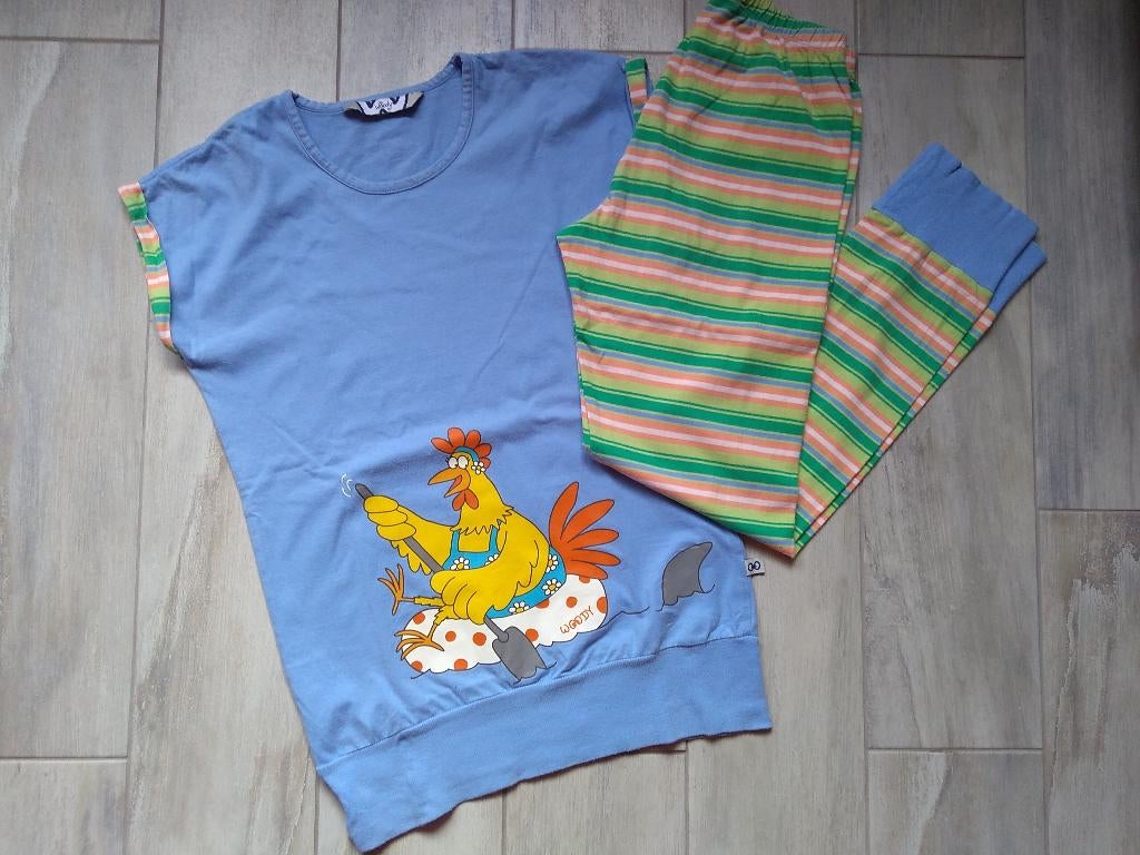 ✿ M140 - Zomerpyjama Woody thema kip, Kinderen en Baby's, Kinderkleding | Maat 140, Nacht- of Onderkleding, Gebruikt, Meisje, Ophalen of Verzenden