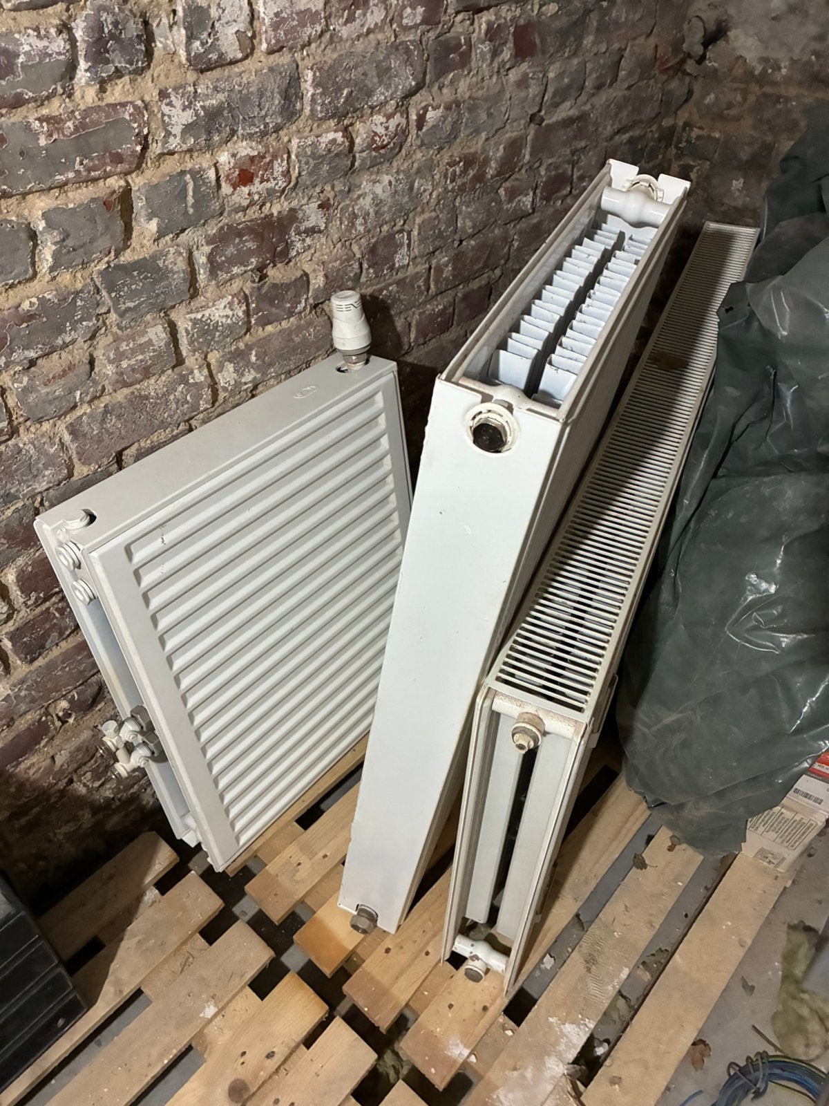 3 radiatoren, T22 (Van Marcke en Stelrad), Doe-het-zelf en Bouw, Ophalen, Gebruikt, Radiator