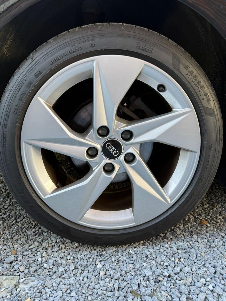 Audi velgen met banden 17 inch, Enlèvement, 17 pouces, Pneu(s)