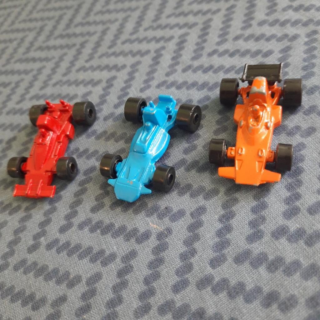 VINTAGE*SET 3 METALEN RACEWAGENS*1/87*ALS NIEUW*, Hobby en Vrije tijd, Modelauto's | 1:87, Nieuw, Auto, Overige merken, Ophalen