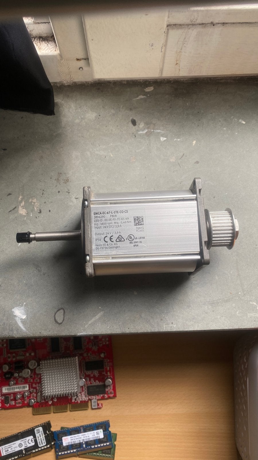 Festo industriële aandrijving, type EMCA-EC-67-L-1TE-CO-CS., Ophalen of Verzenden