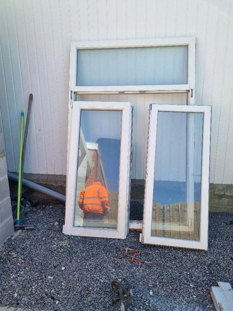 Chassis de fenetre compet, 75 à 150 cm, Enlèvement, Utilisé, Vitre comprise
