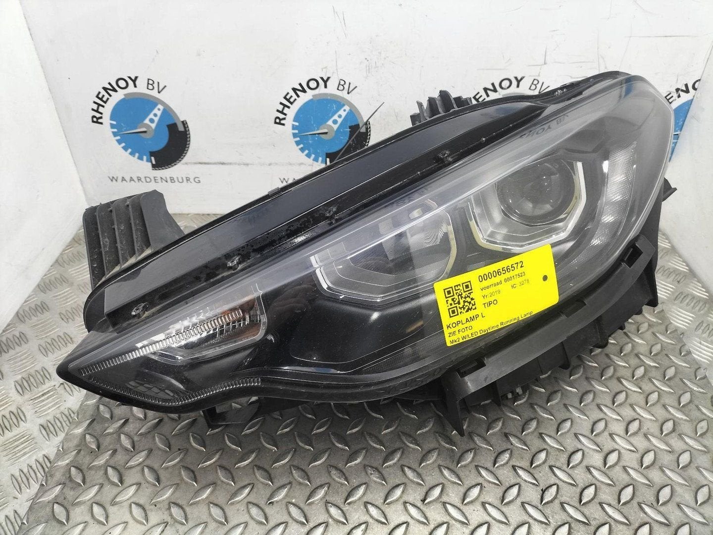 FIAT TIPO 356 EU27 1.6 MultiJ. S-Design  KOPLAMP L 2019, Enlèvement ou Envoi, Utilisé, ARN reconnu