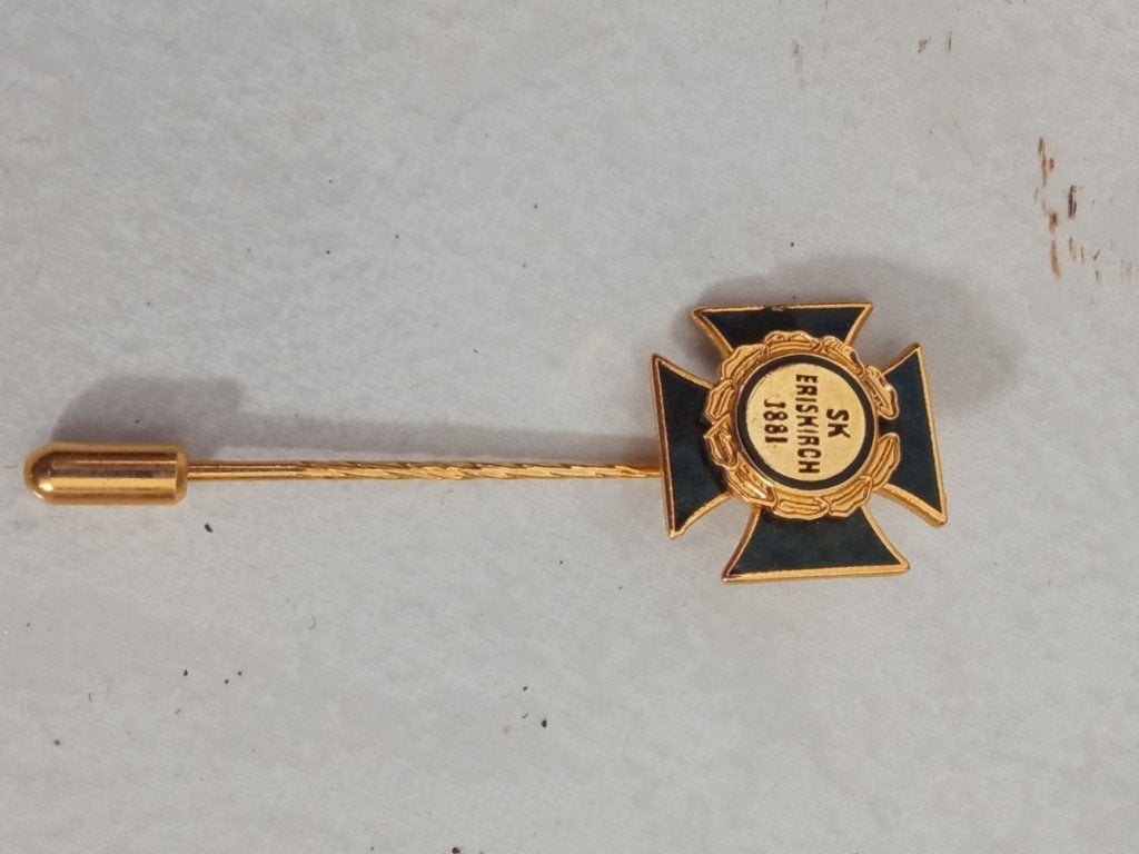 Duitse Militaria-insigne uit de WW1 SK ERISKIRCH 1881, Verzamelen, Verzenden, Overige soorten, Lintje, Medaille of Wings