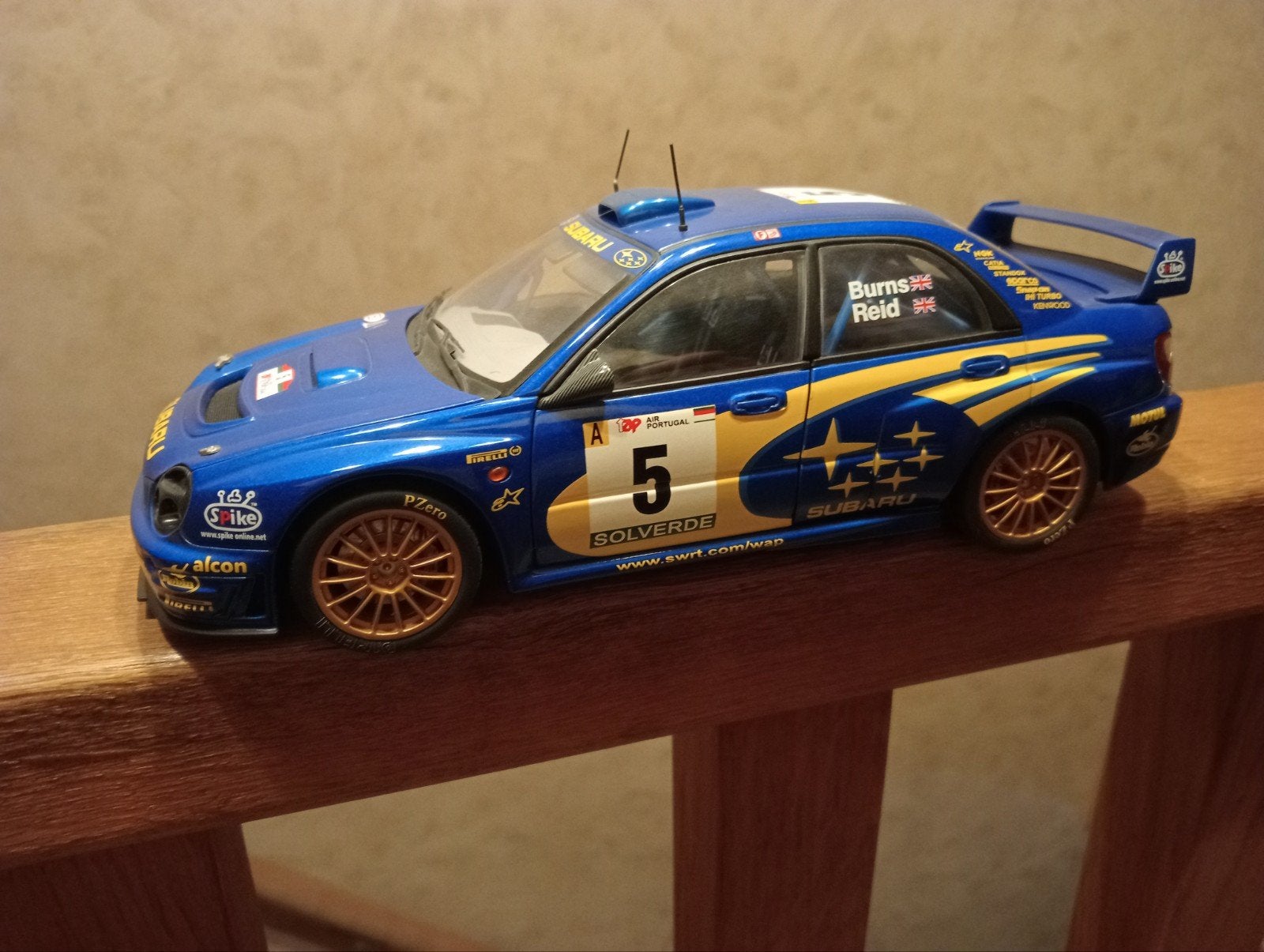 subaru impreza, Hobby en Vrije tijd, Modelauto's | 1:18, Ophalen of Verzenden, Zo goed als nieuw, Auto, Autoart