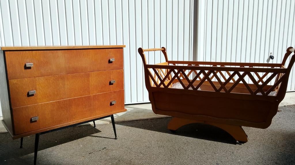 Lit bébé et commode vintage époque scandinave année 60, Enlèvement