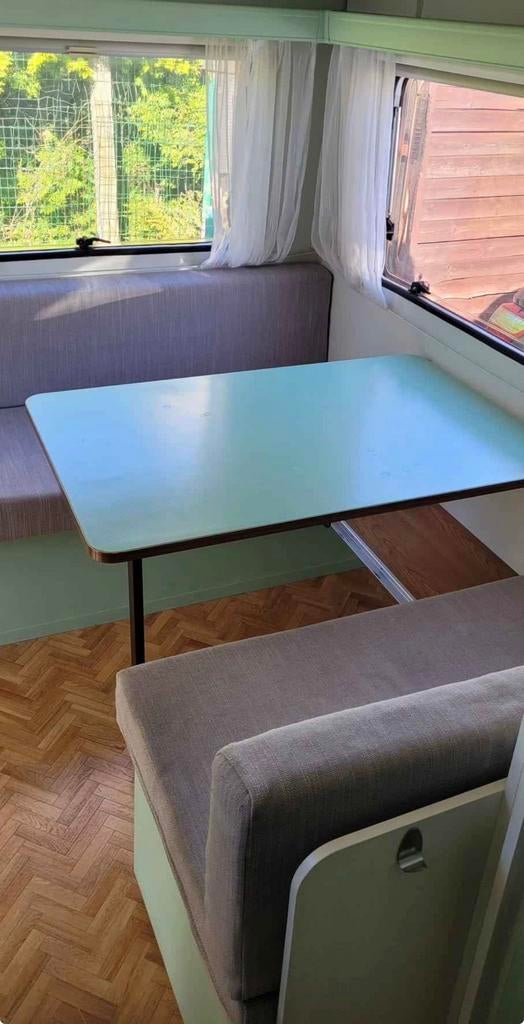 Burstner caravan, Vast bed, Bedrijf, Bürstner, Douche