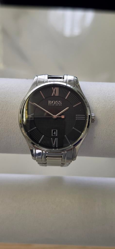 Boss Elite Black, Ophalen