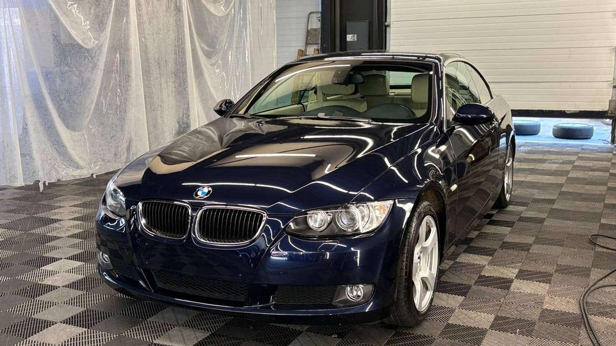 BMW 320 i cabriolet bj. 2008 AUTOMATIQUE amper 69444km, Auto's, BMW, Automaat, 4 zetels, Beige, 4 cilinders