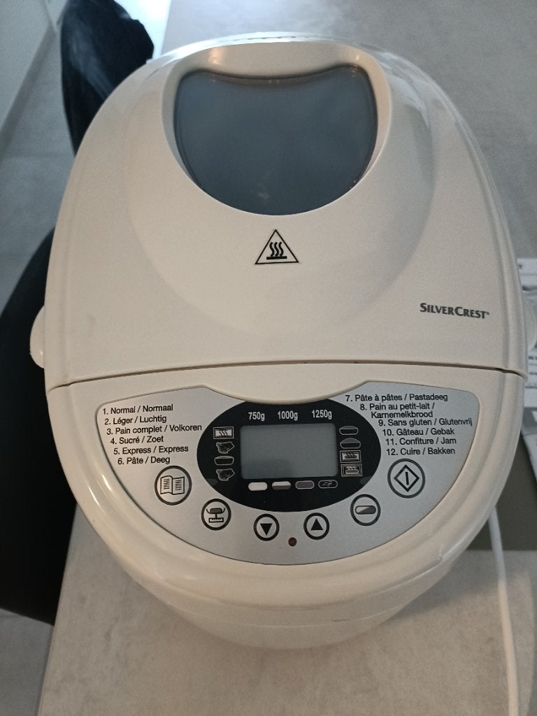 Broodmachine, Elektronische apparatuur, Broodbakmachines, Gebruikt, 1200 tot 1600 gram deeg, Kijkvenster, Ophalen