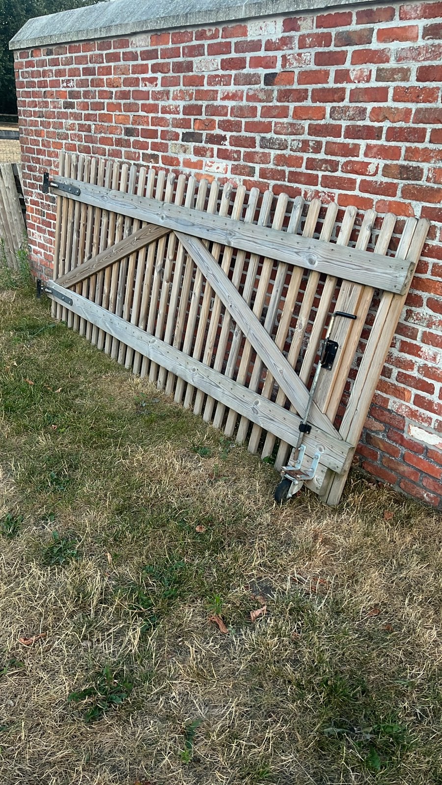Houten tuinpoort op wielen 2,80m op 1,12m, Tuin en Terras, Tuinpoorten, Ophalen, Zo goed als nieuw