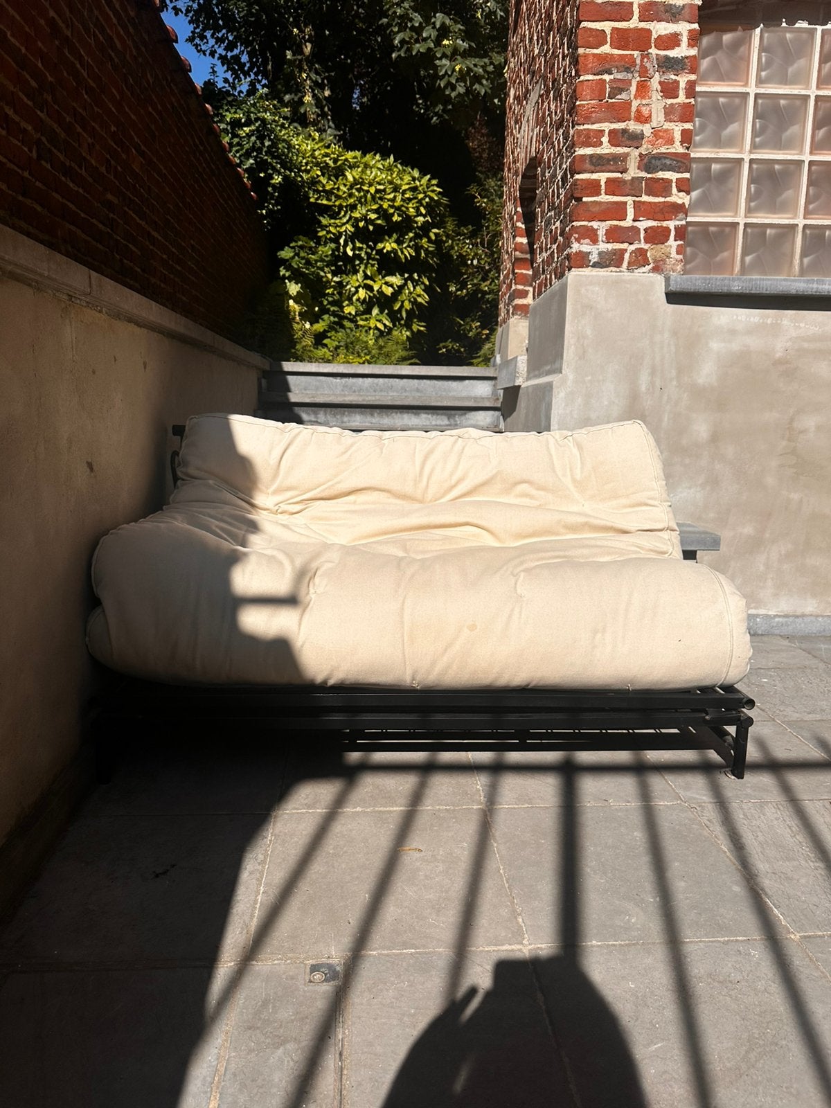 Opvouwbare futon in bed, Huis en Inrichting, Ophalen, Gebruikt