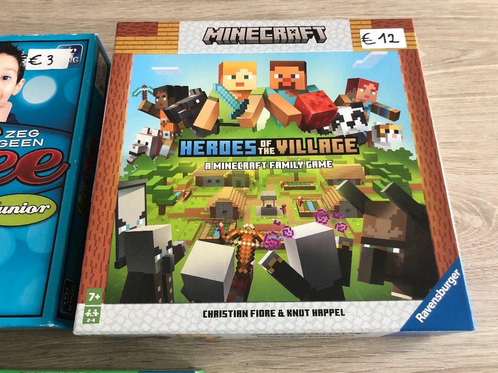 Gezelschapsspelen (Minecraft en geen ja-geen nee), Hobby en Vrije tijd, Ophalen, Zo goed als nieuw