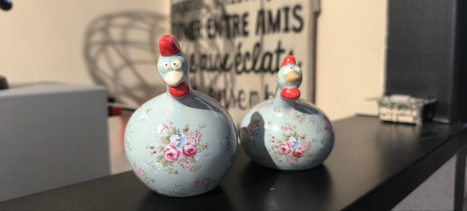 Petite poule j line anglaise