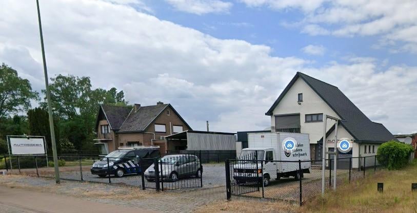 TE HUUR – Commercieel pand met parking op toplocatie (Paal), 180 m², Overige soorten, Direct bij eigenaar, 3 kamers