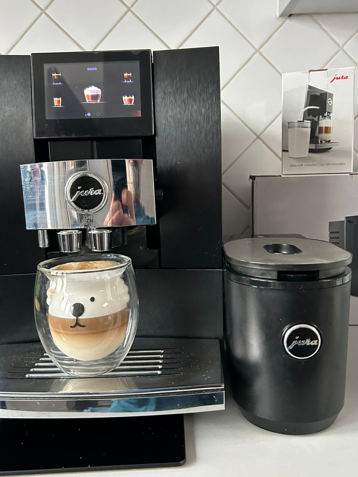 Jura Z10 en parfait état + Cool Control & pot en verre, Electroménager, Enlèvement ou Envoi, Comme neuf, Jura