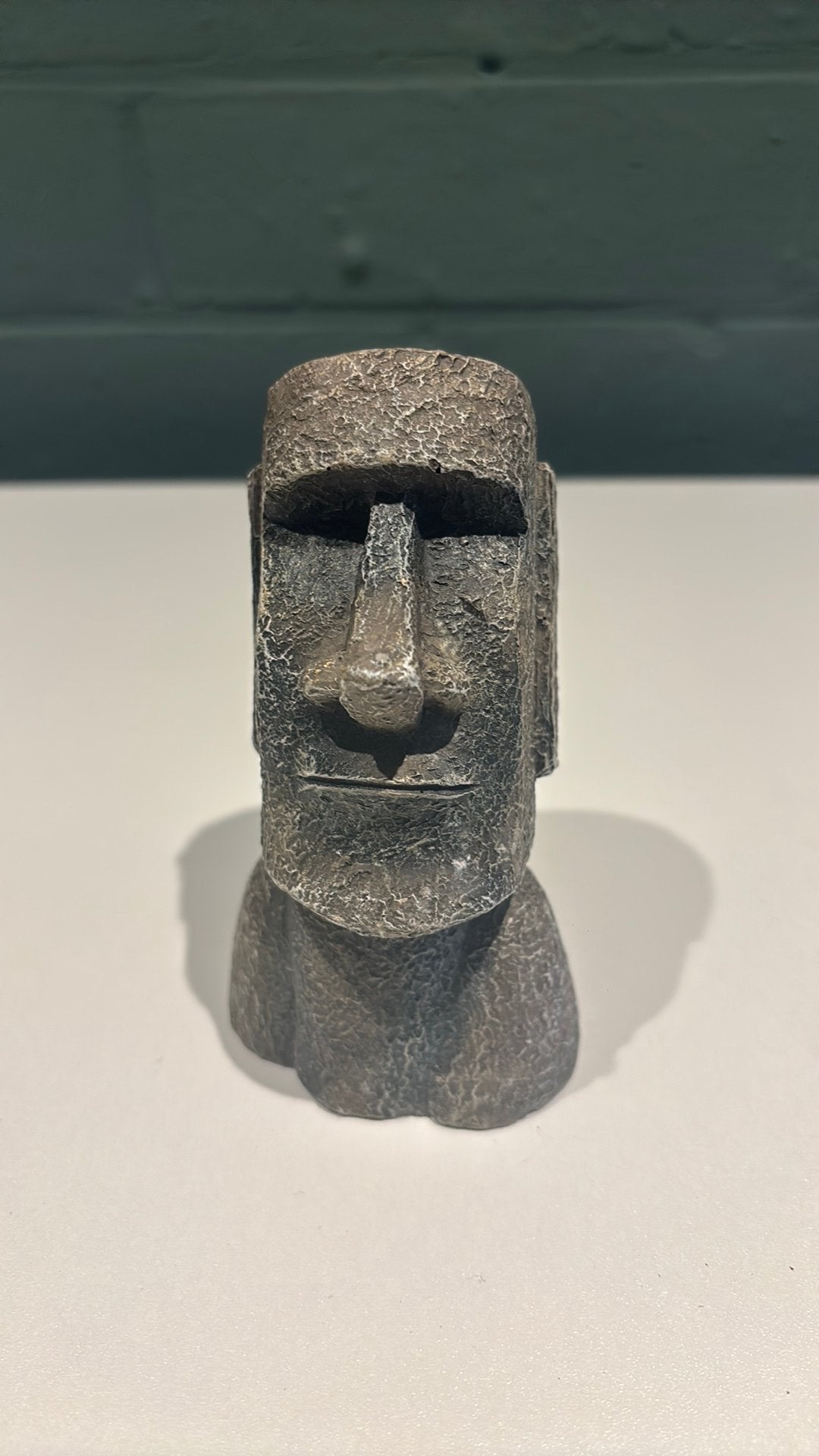 Figuur in polyresin voor deco terrarium, Enlèvement, Comme neuf