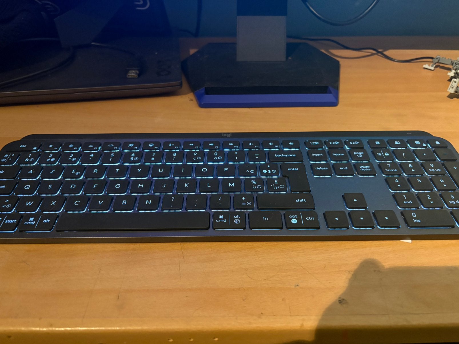 Logitech mx keys s, Computers en Software, Toetsenborden, Ophalen of Verzenden, Azerty, Zo goed als nieuw