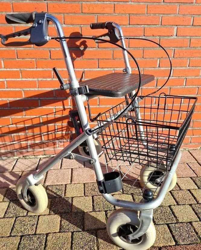 rollator, Diversen, Ophalen