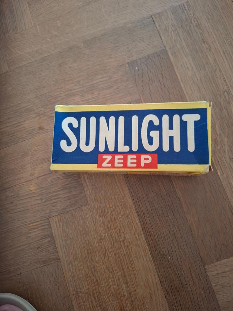 Sunlight zeep van de oude tijd, Ophalen
