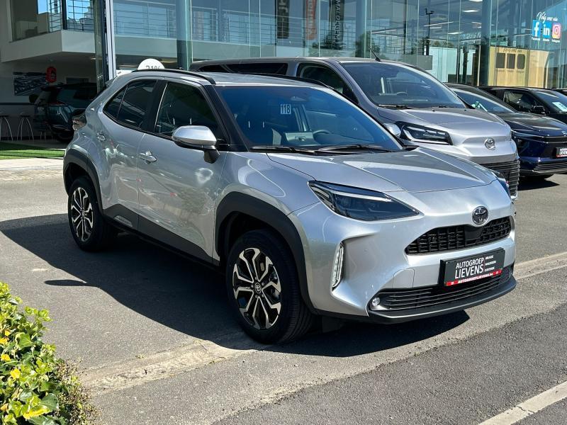 Toyota Yaris Cross 1.5HYB Executive + executive pack, Automaat, 91 g/km, Overige kleuren, 96 kW