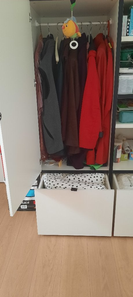 Wit/zwarte kast, Ophalen, Overige materialen, Gebruikt, 100 tot 150 cm