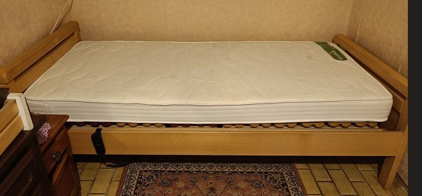 seniorenbed, 90 cm, Tissu, Enlèvement, Utilisé